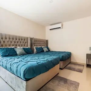 Chloe. Modern 4 House With Pool Villa